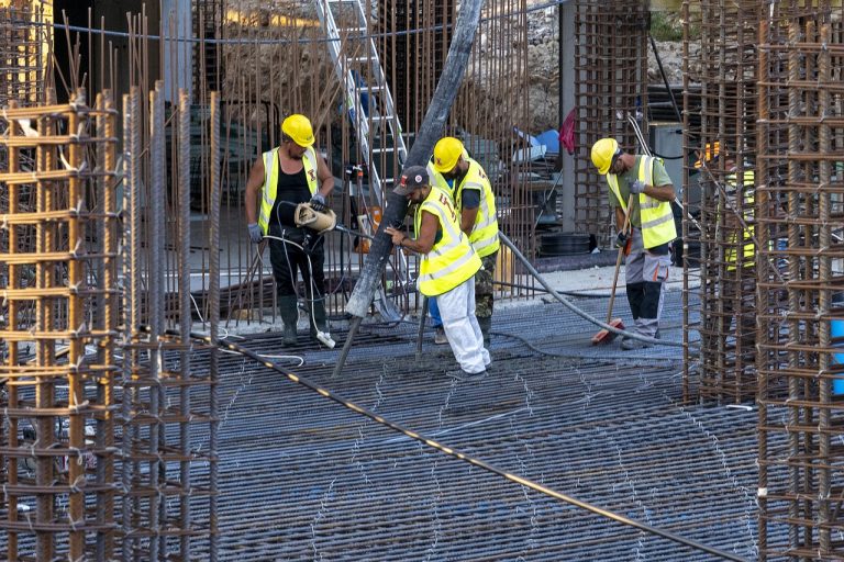Comment améliorer le bien-être et la productivité des équipes sur un chantier ?